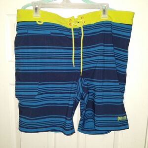 Duluth Trading Co. Striped Board Shorts Men's sz 36x9.